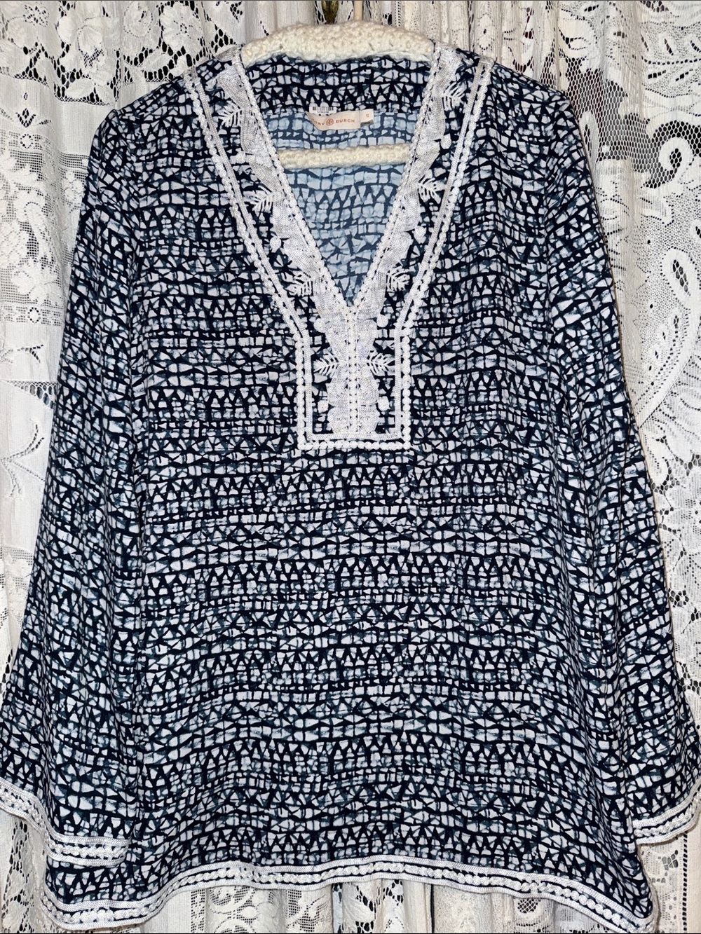 Tory Burch Navy and White V-Neck Lace-Trim Tunic